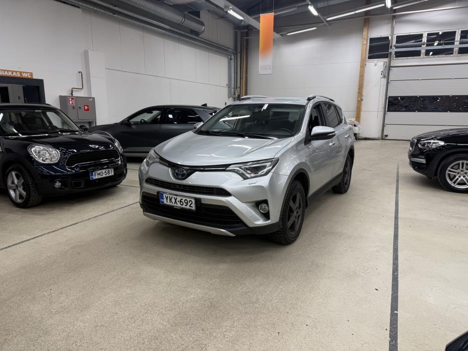 TOYOTA RAV4 2016
