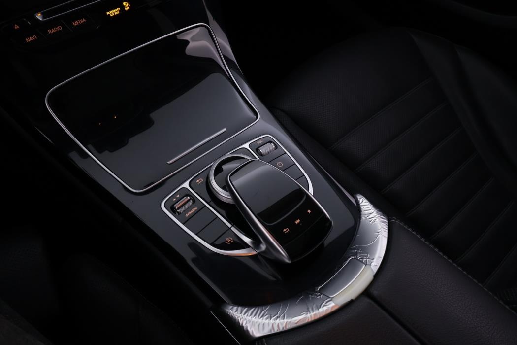 MERCEDES-BENZ C 2016