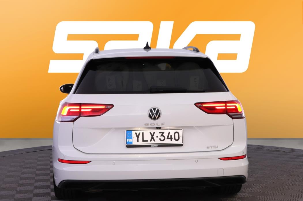 VOLKSWAGEN Golf 2022
