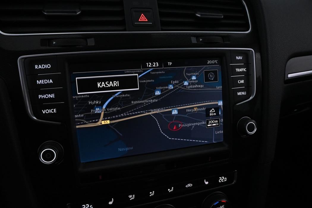 VOLKSWAGEN Golf 2015