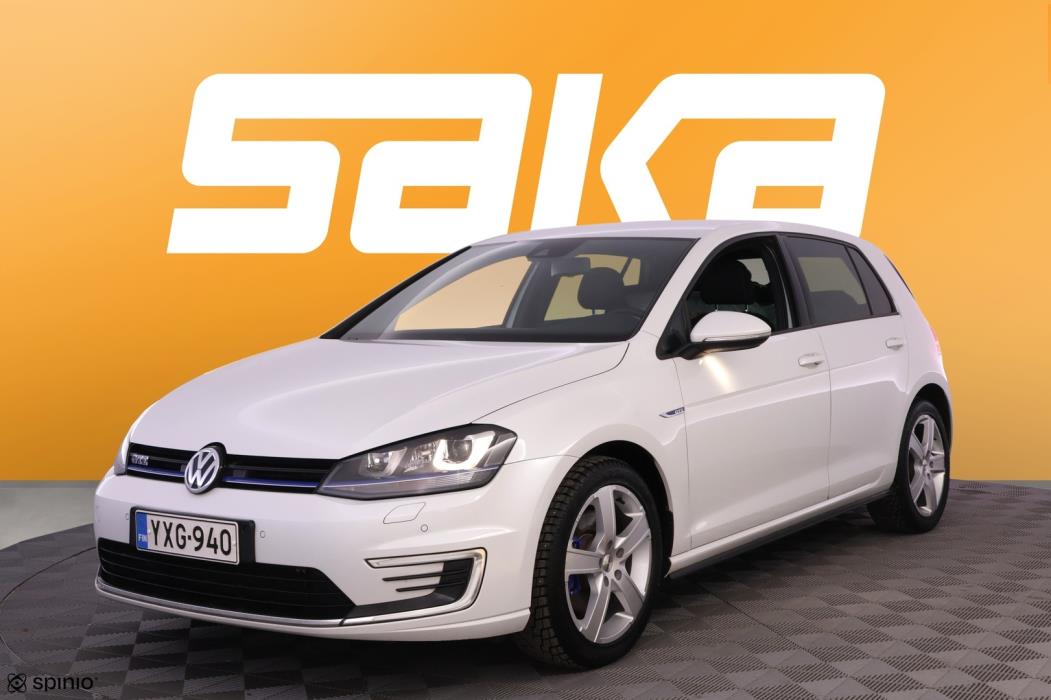 VOLKSWAGEN Golf 2015