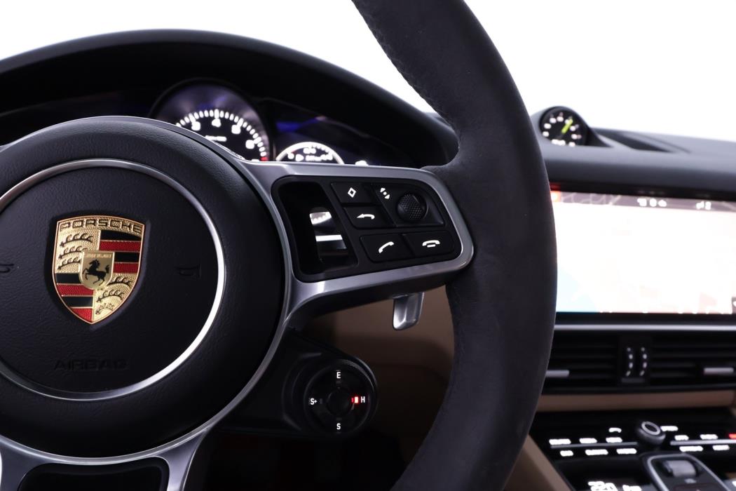 PORSCHE Cayenne 2021