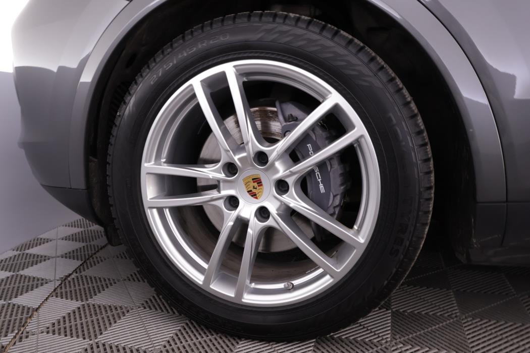 PORSCHE Cayenne 2021