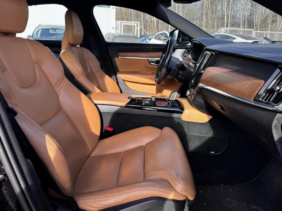 VOLVO S90 2019
