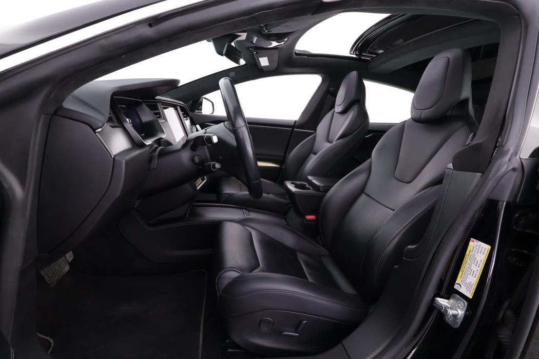 TESLA Model S 2018