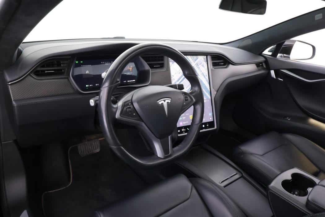 TESLA Model S 2018