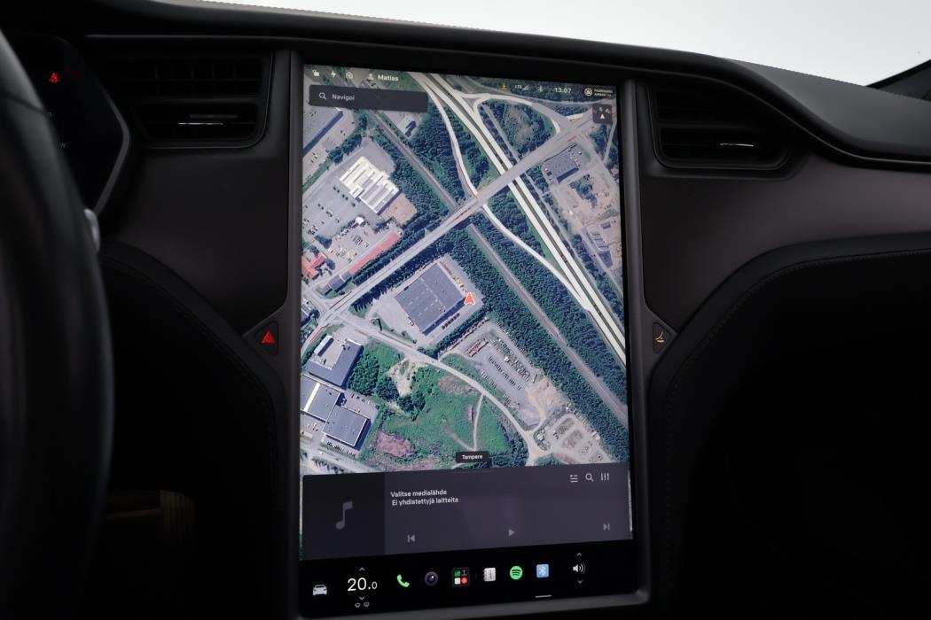 TESLA Model S 2018