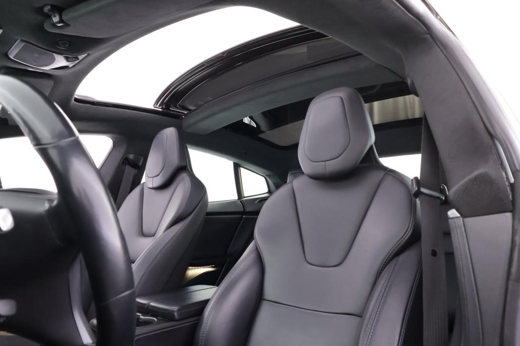 TESLA Model S 2018