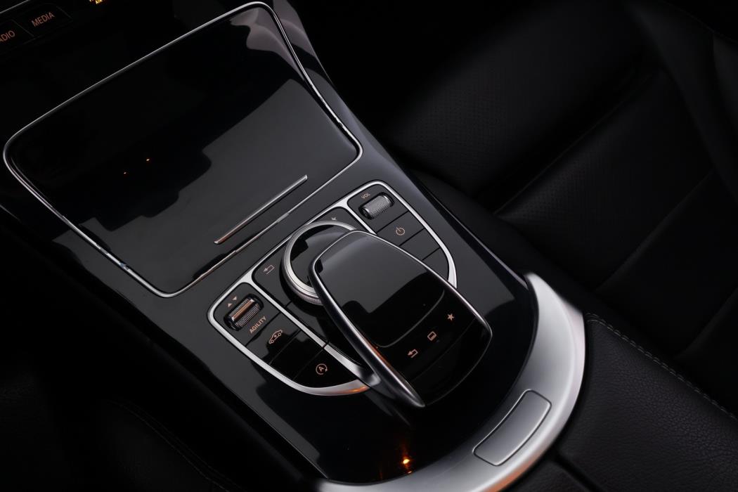 MERCEDES-BENZ C 2015