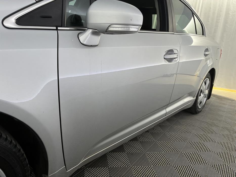 TOYOTA Avensis 2012