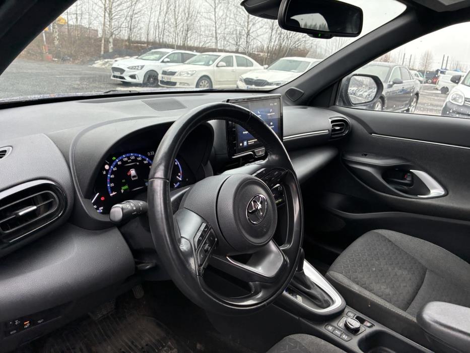 TOYOTA Yaris Cross 2022