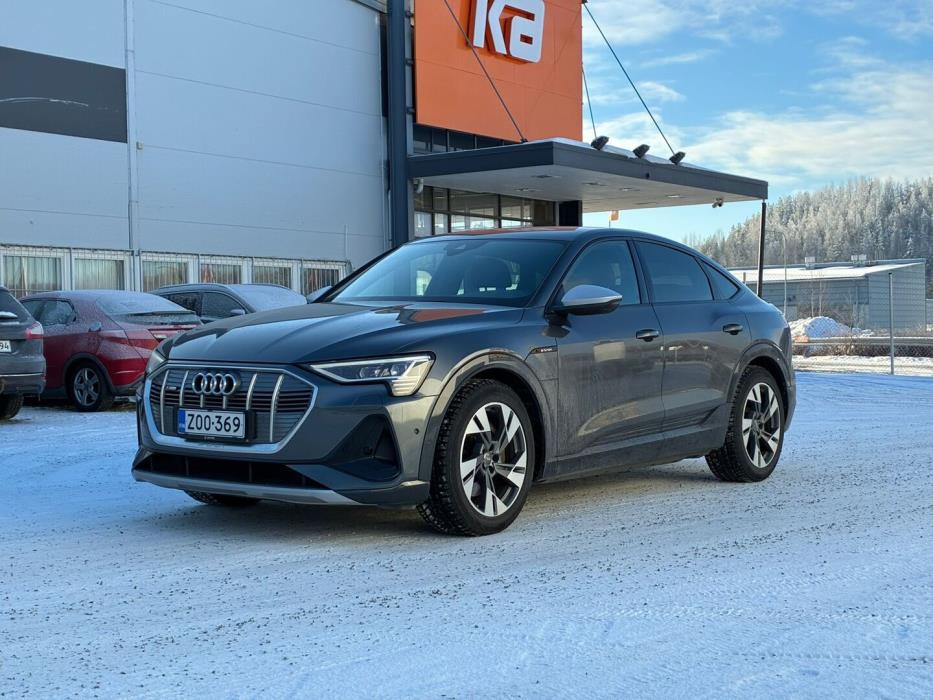 AUDI e-tron 2020