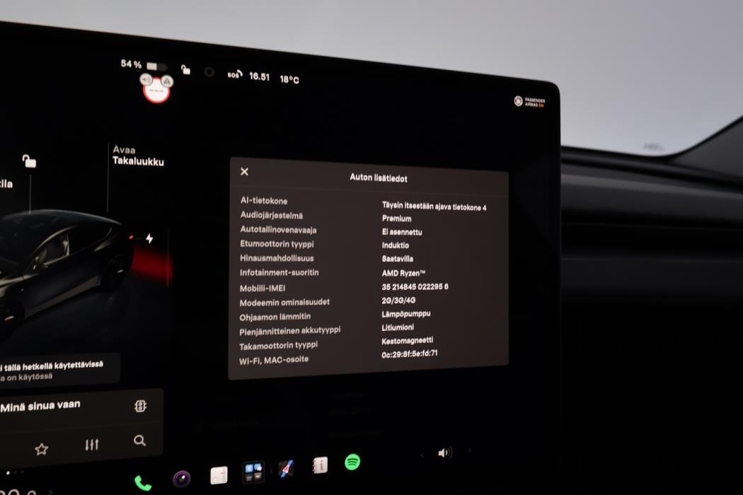 TESLA Model Y 2025