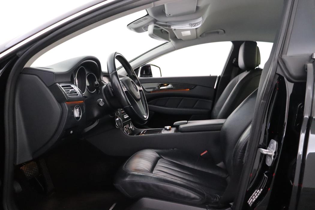 MERCEDES-BENZ CLS 2012