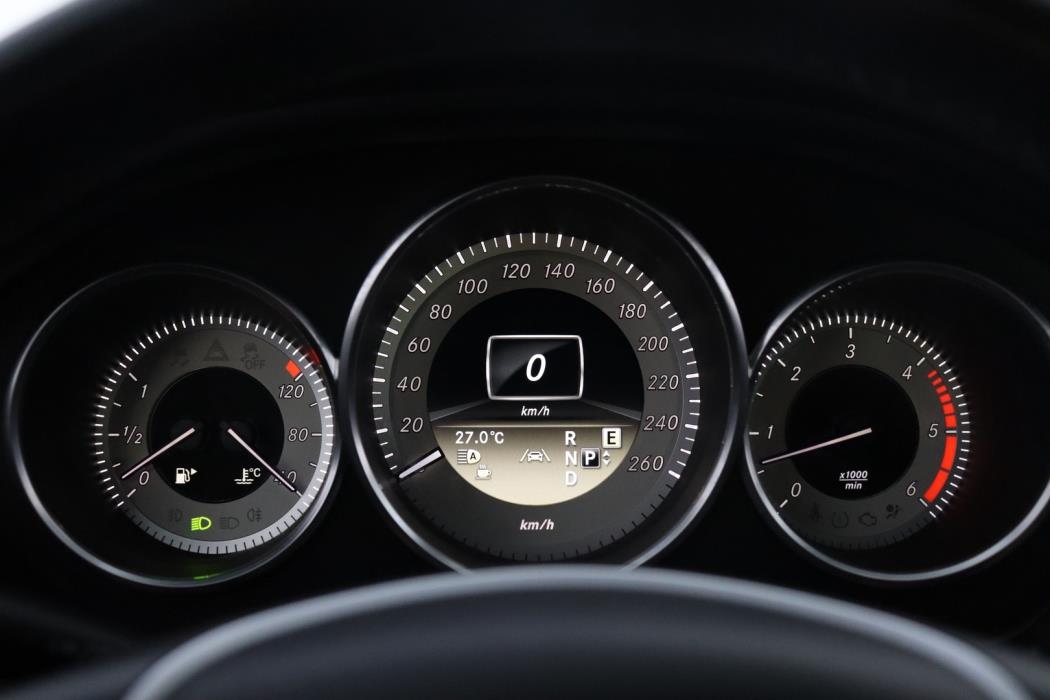 MERCEDES-BENZ CLS 2012