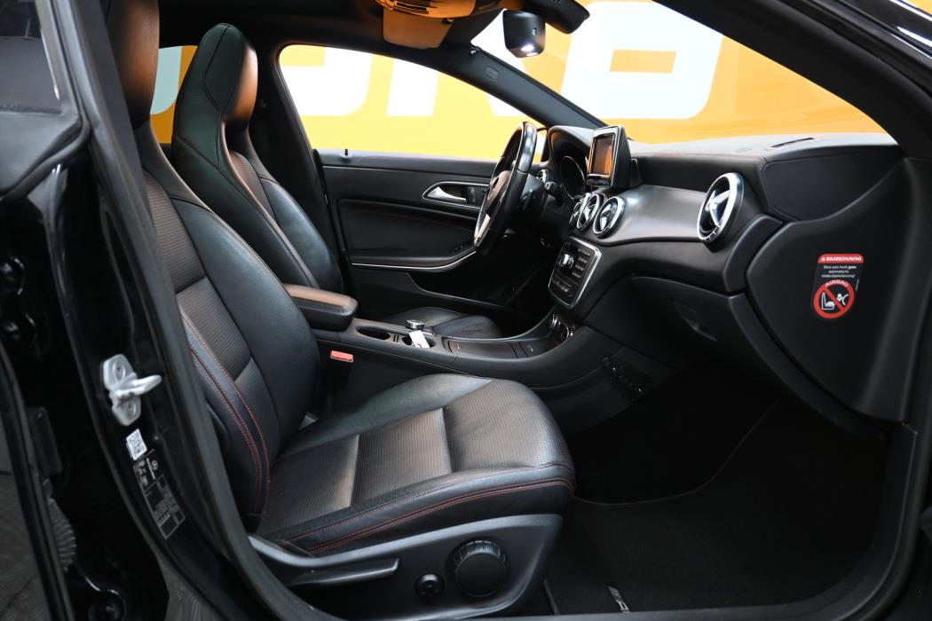 MERCEDES-BENZ CLA 2013