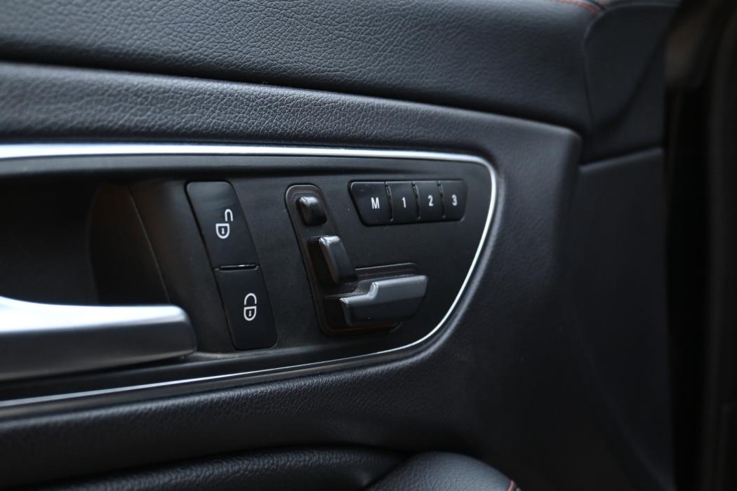MERCEDES-BENZ CLA 2013