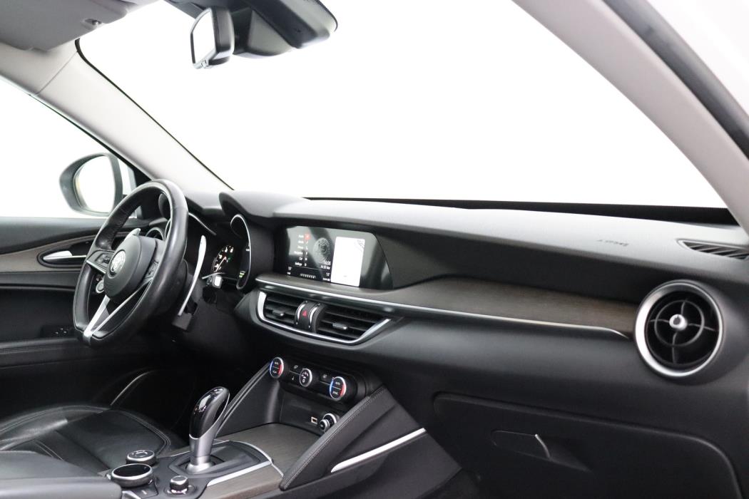 ALFA ROMEO Stelvio 2017