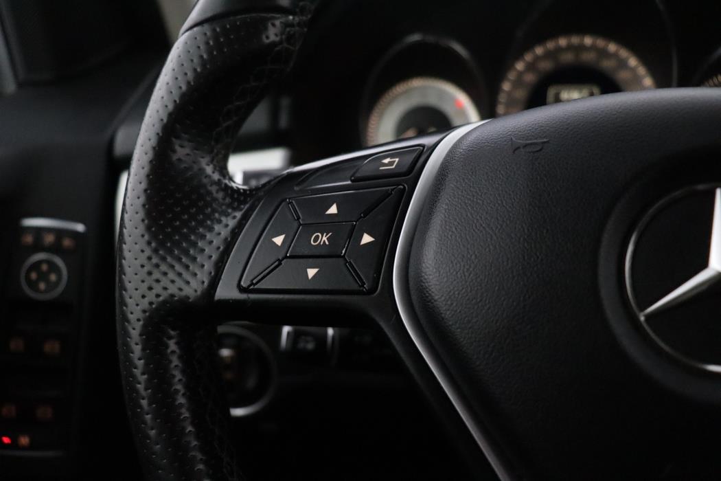 MERCEDES-BENZ GLK 2015