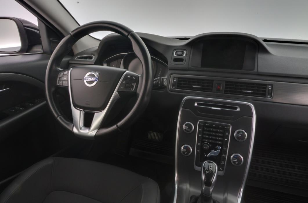 VOLVO XC70 2016