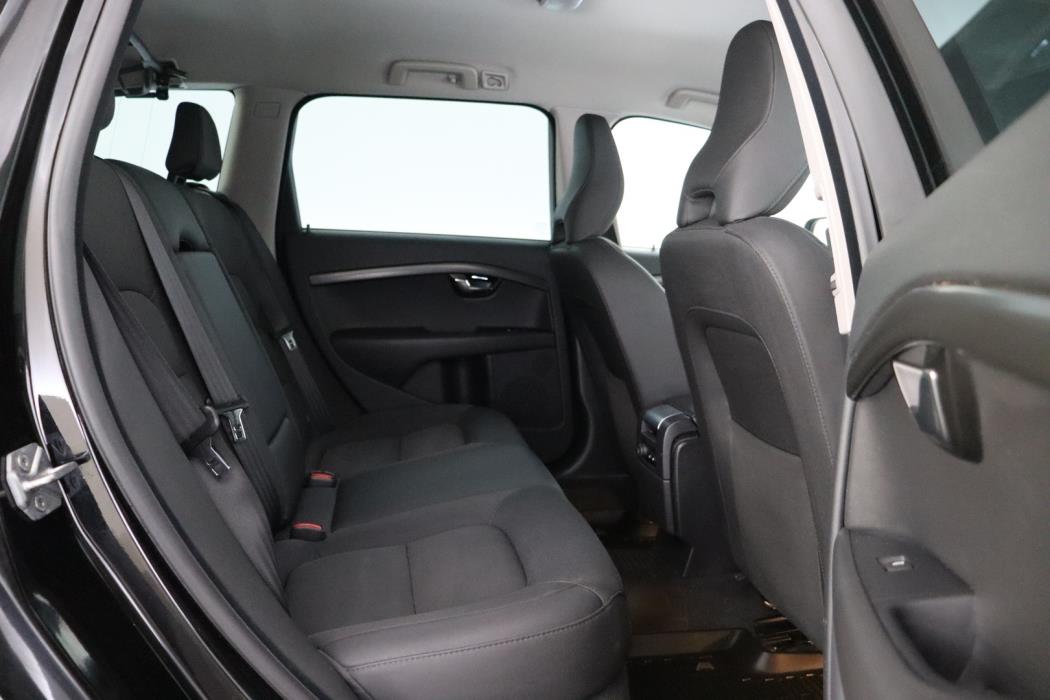 VOLVO XC70 2016