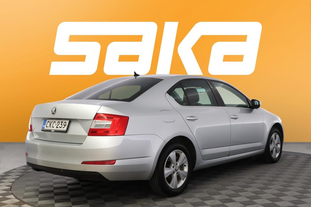 SKODA Octavia 2016