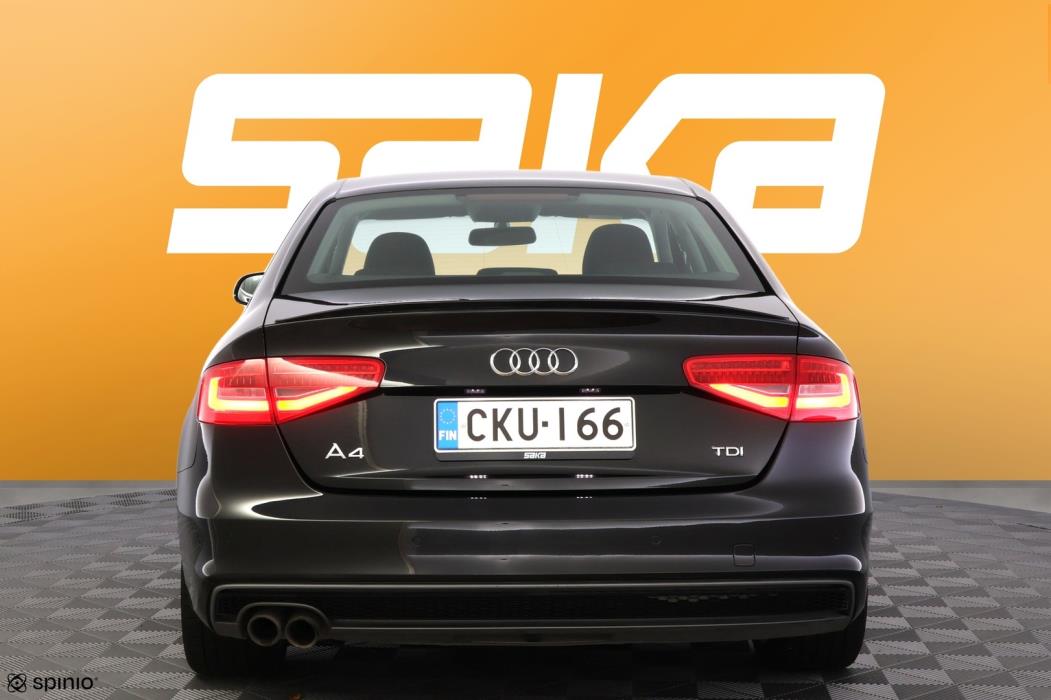 AUDI A4 2015
