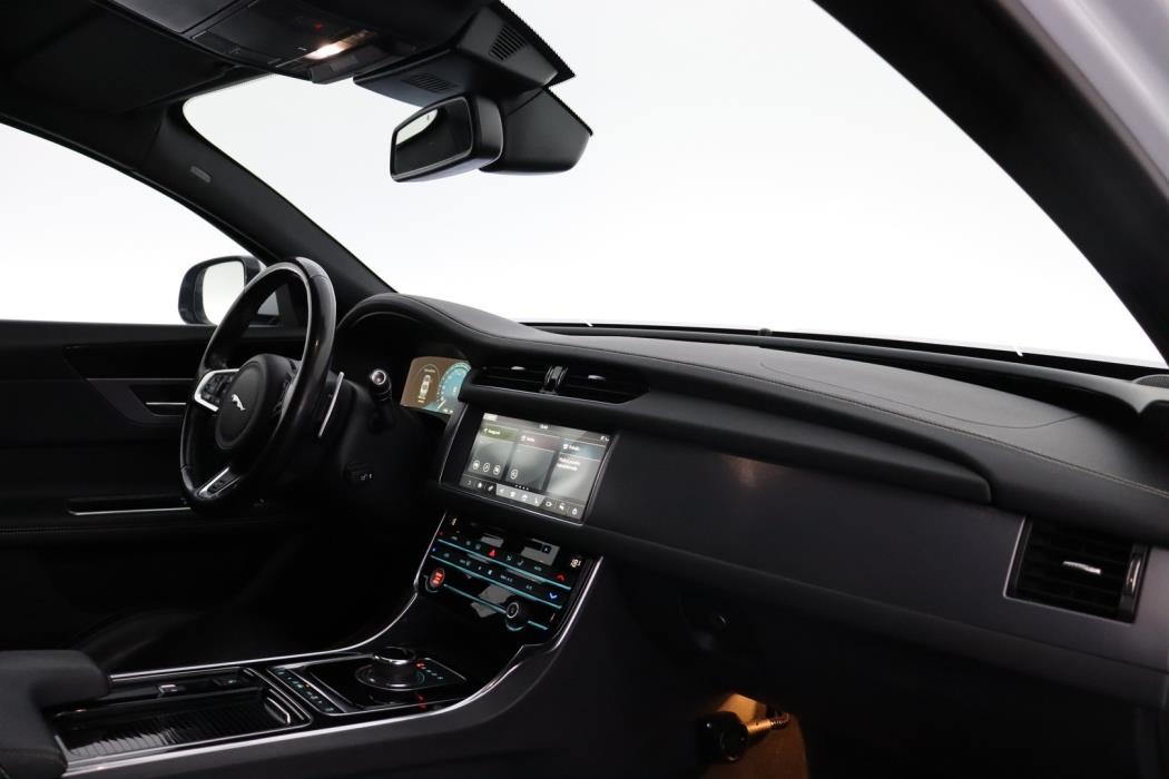 JAGUAR XF 2018