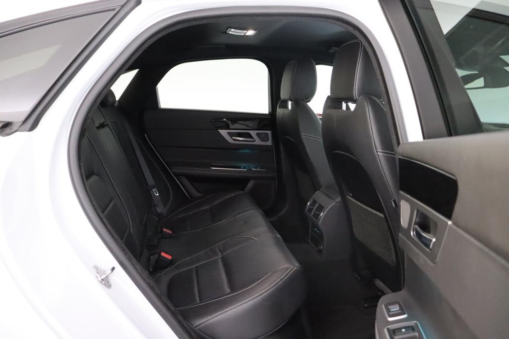JAGUAR XF 2018