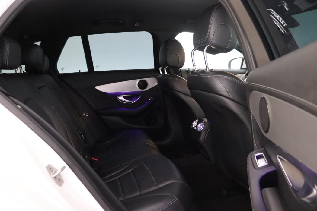 MERCEDES-BENZ C 2016