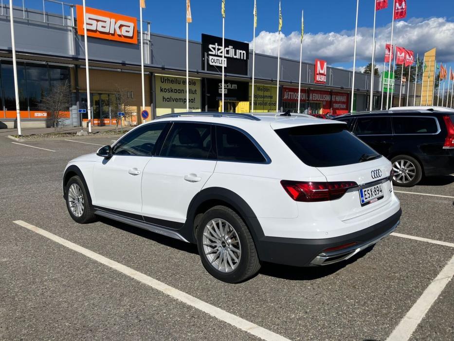 AUDI A4 allroad quattro 2021