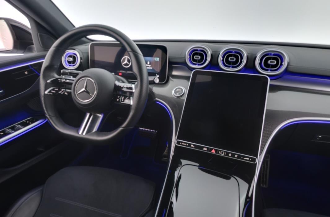 MERCEDES-BENZ C 2022