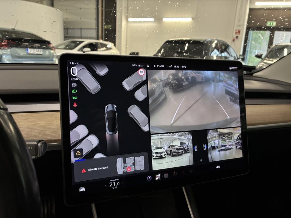 TESLA Model 3 2019