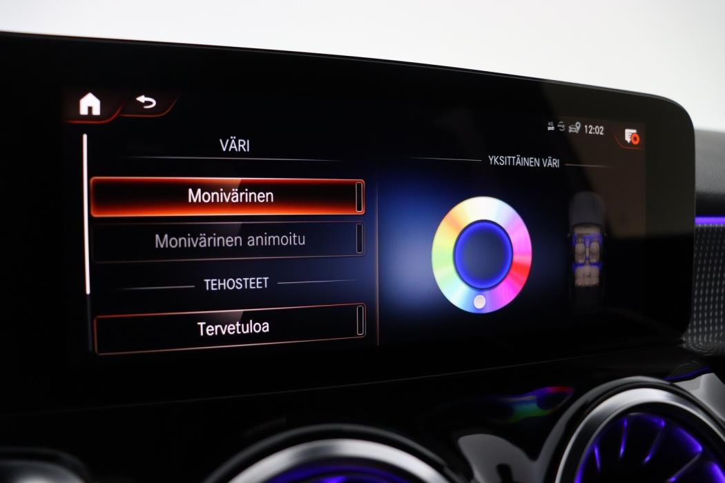 MERCEDES-BENZ EQB 2024