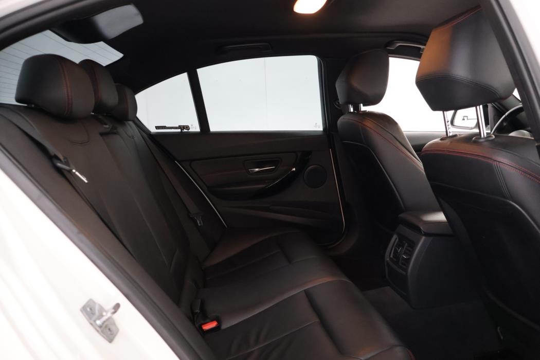 BMW 320 2014