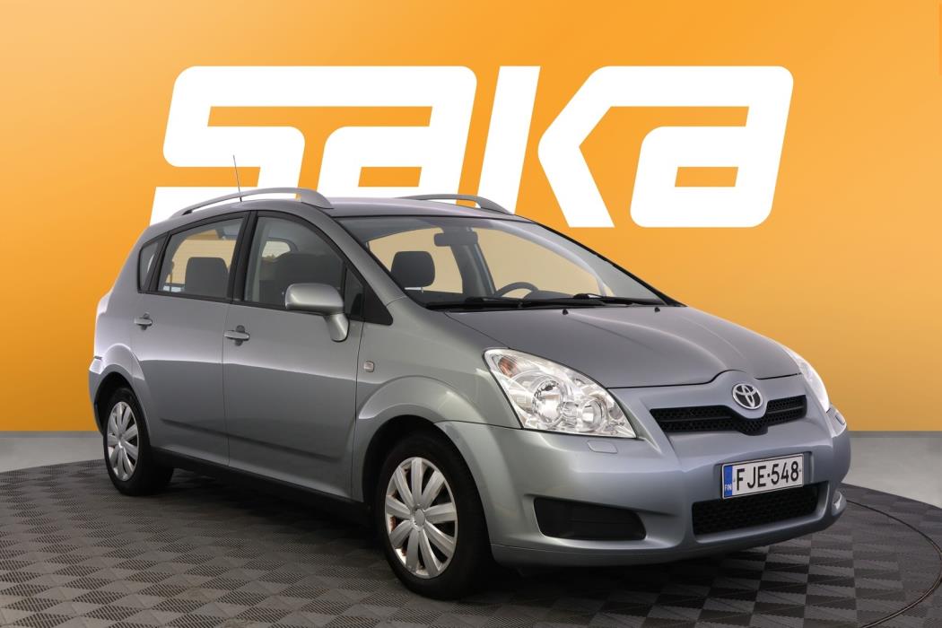 TOYOTA Corolla Verso 2009