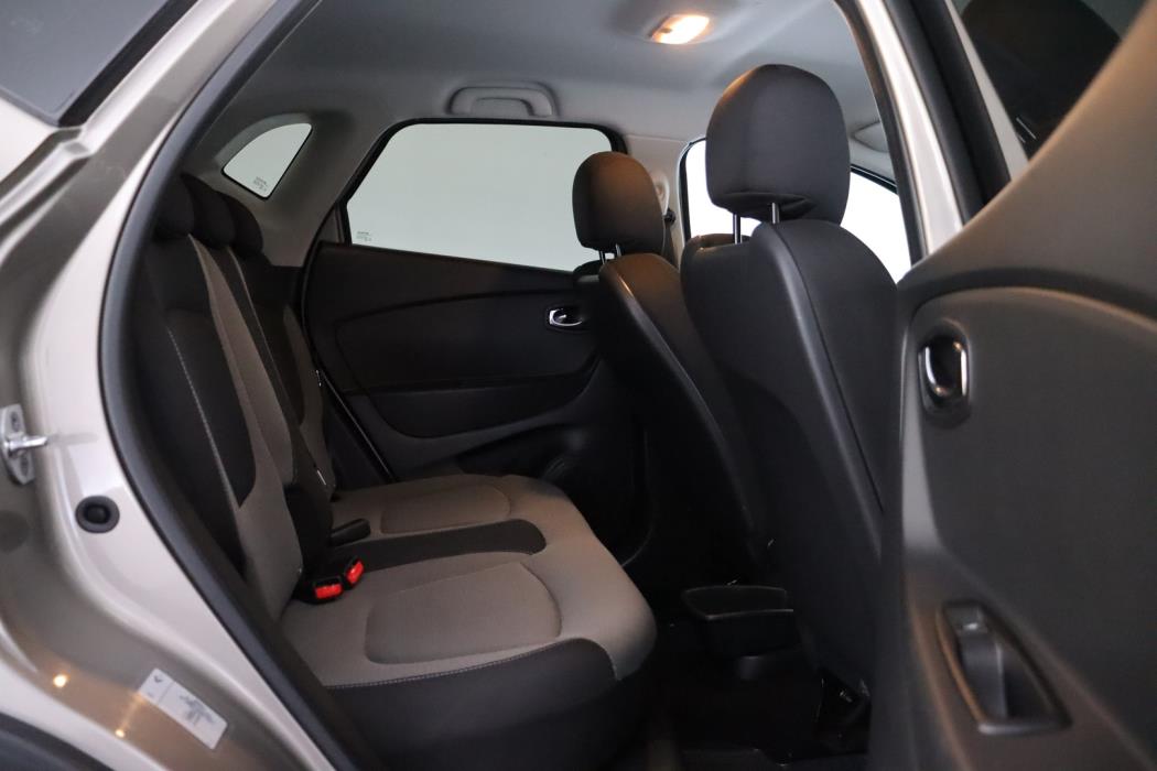 RENAULT Captur 2016