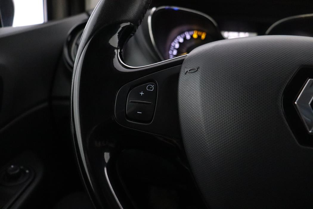 RENAULT Captur 2016