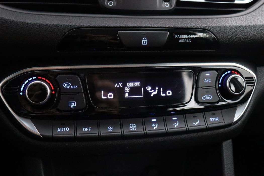 HYUNDAI I30 2021