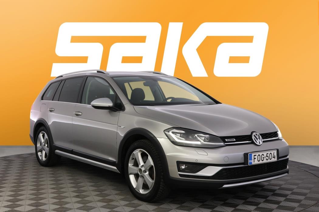 VOLKSWAGEN Golf 2017