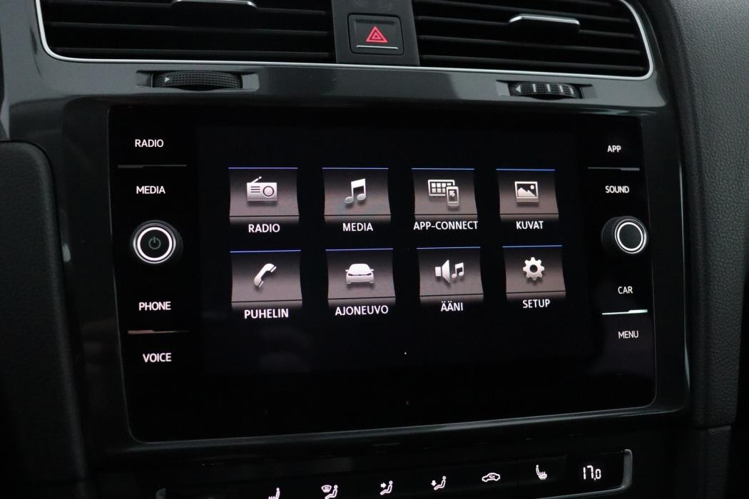 VOLKSWAGEN Golf 2017