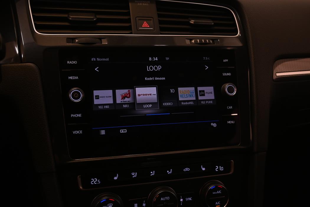 VOLKSWAGEN Golf 2017