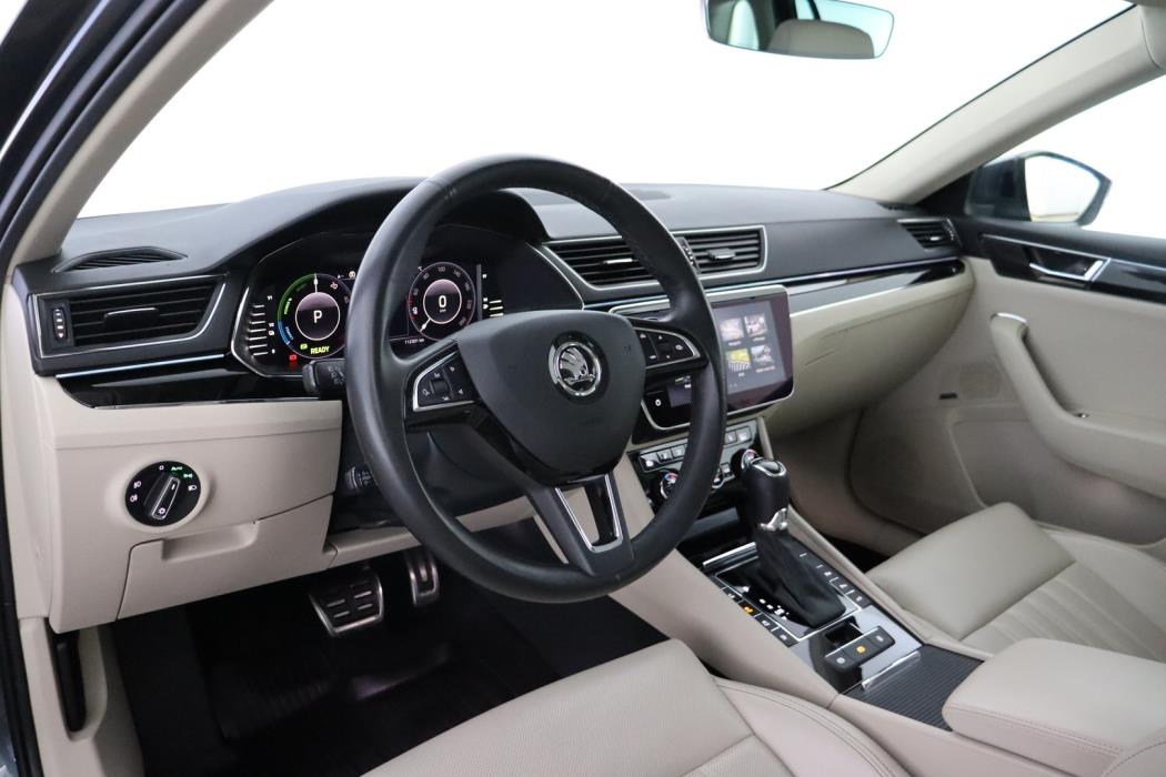 SKODA Superb 2020