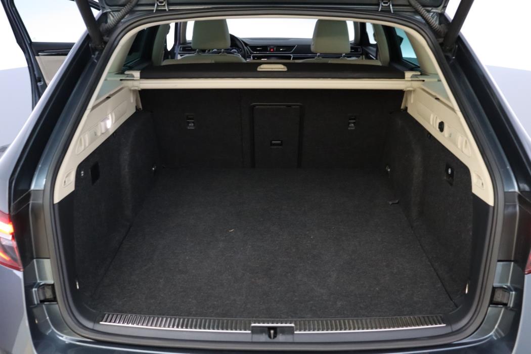 SKODA Superb 2020