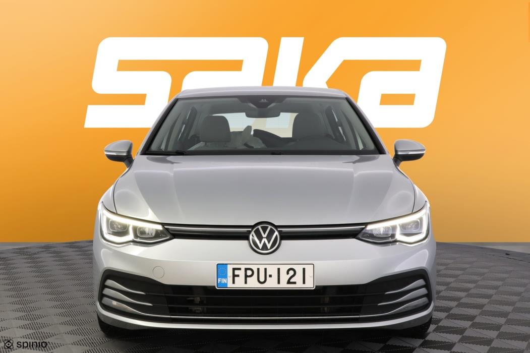 VOLKSWAGEN Golf 2021