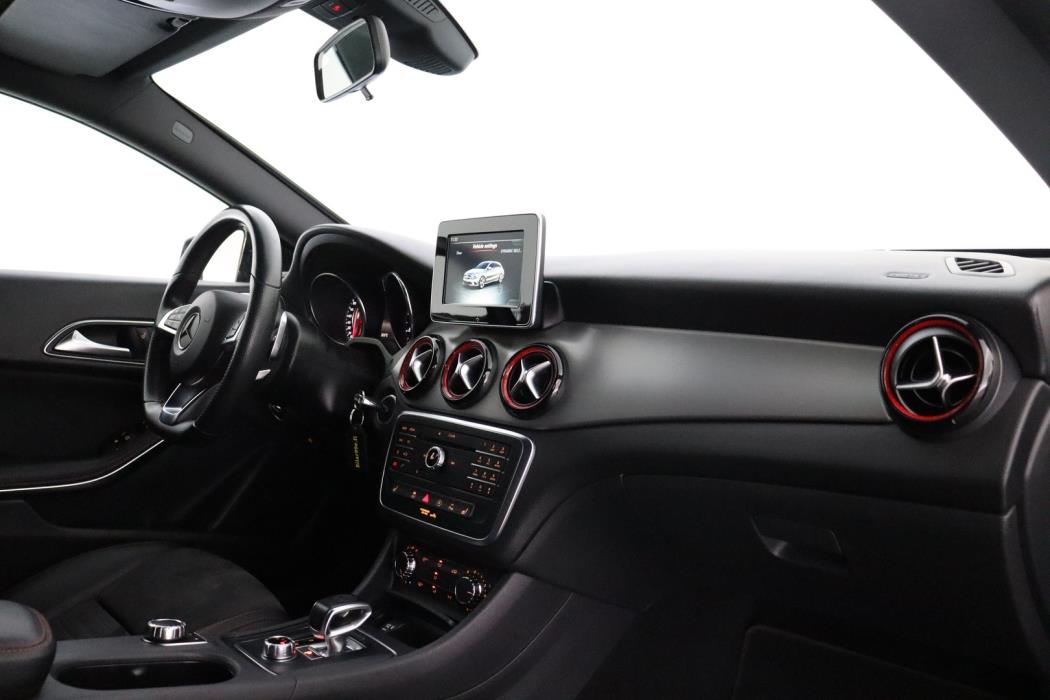 MERCEDES-BENZ CLA 45 AMG 2016