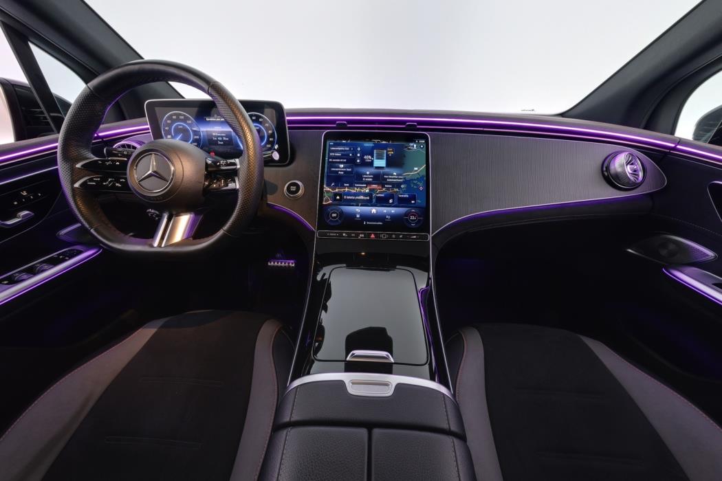 MERCEDES-BENZ EQE SUV 2023