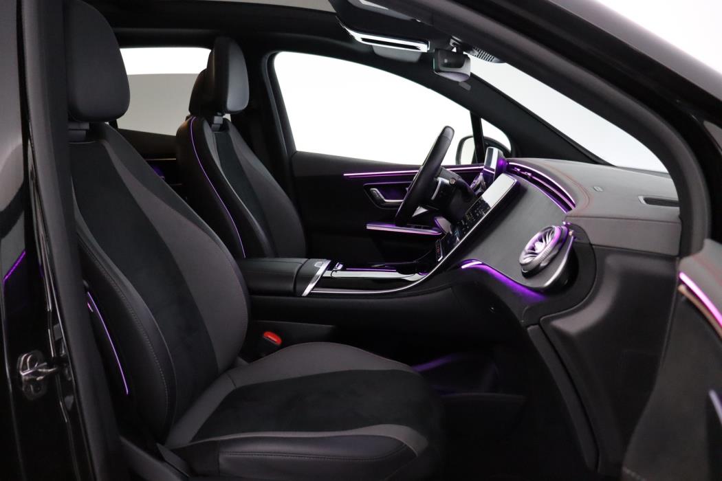 MERCEDES-BENZ EQE SUV 2023