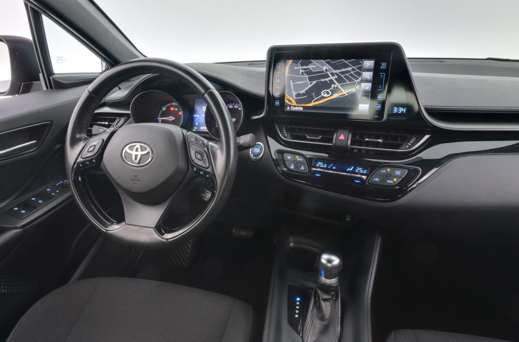 TOYOTA C-HR 2018