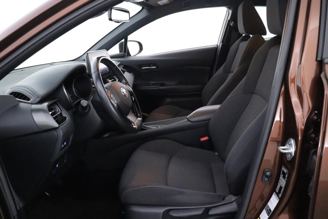 TOYOTA C-HR 2018